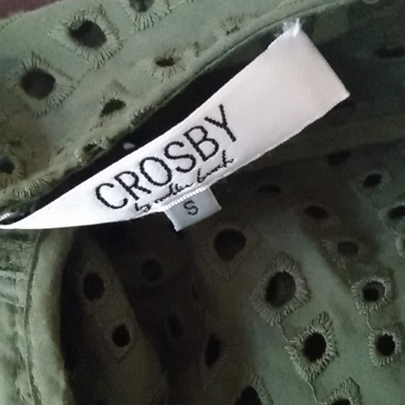 Dress - Picture 8 of 9